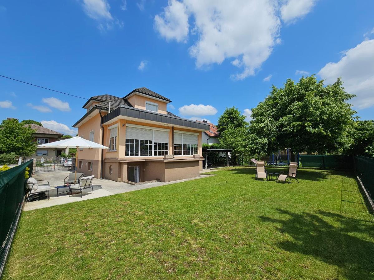 Apartma Firefly1 Ljubljana Kültér fotó